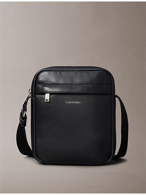 raised reporter CALVIN KLEIN | LV04D3160GUB1
